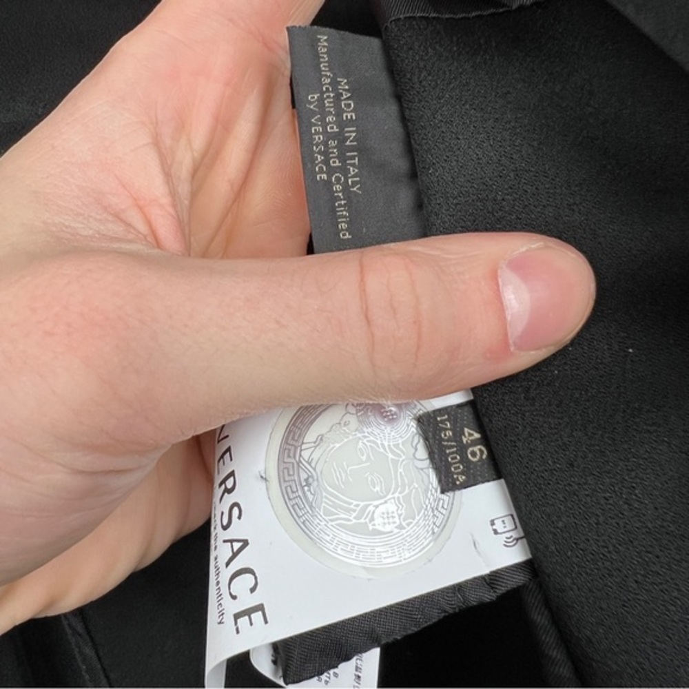 Versace 2020 Rare Puff Sleeve Shoulder Logo Button Blazer Jacket - Picture 11 of 13
